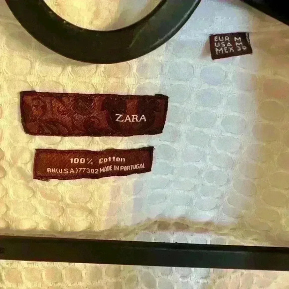 Zara lightweight cotton button up shirt - Picture 2 of 3